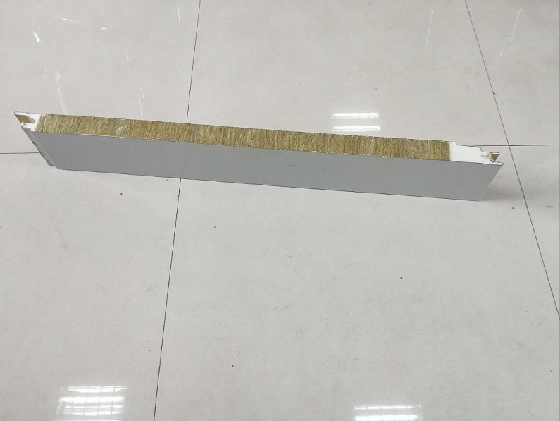 夹心岩棉板的特性