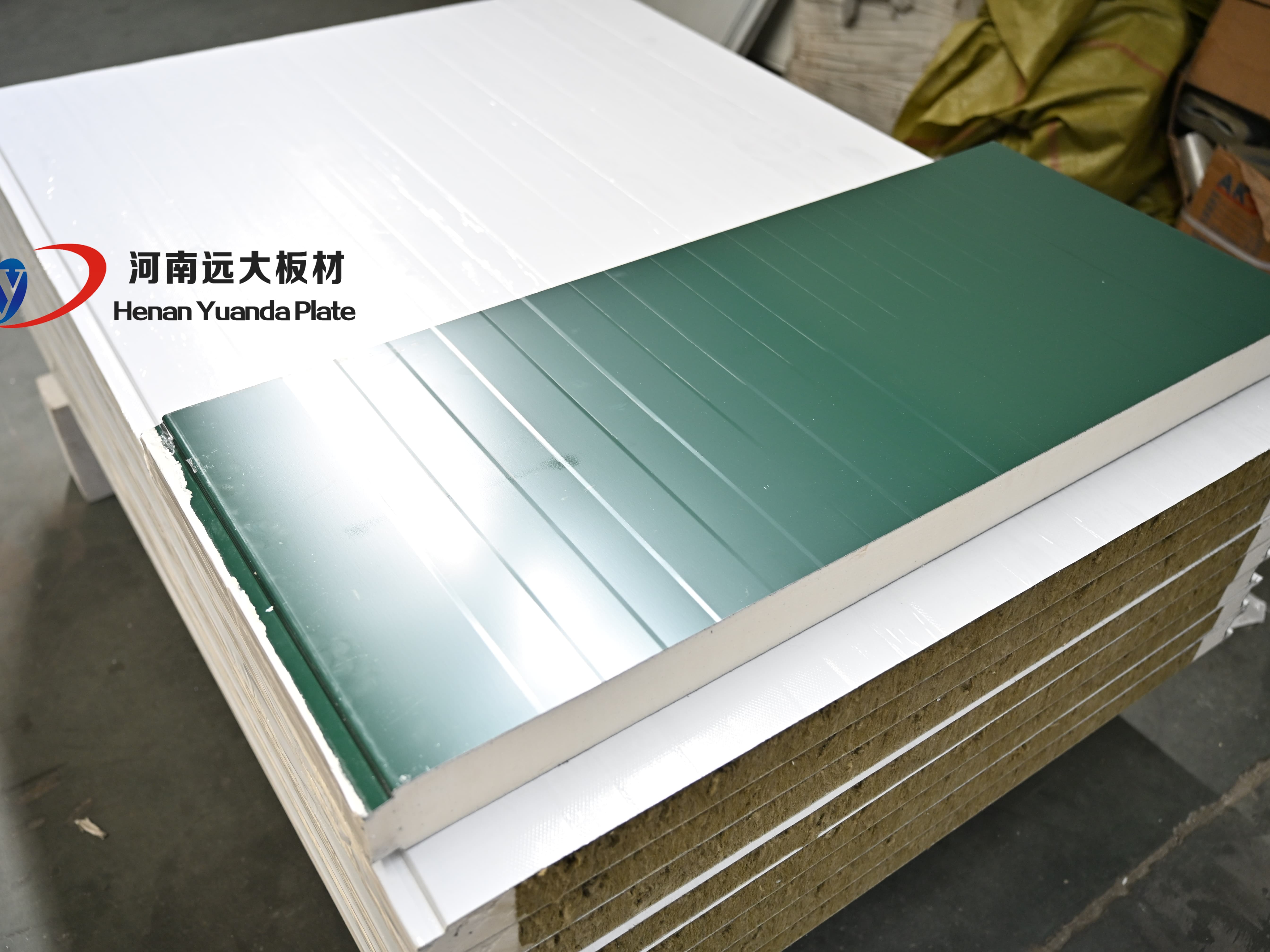 资深工程顾问揭秘:大型项目为何必选聚氨酯封边岩棉板?(图3) 资深工程顾问揭秘:大型项目为何必选聚氨酯封边岩棉板?(图3)